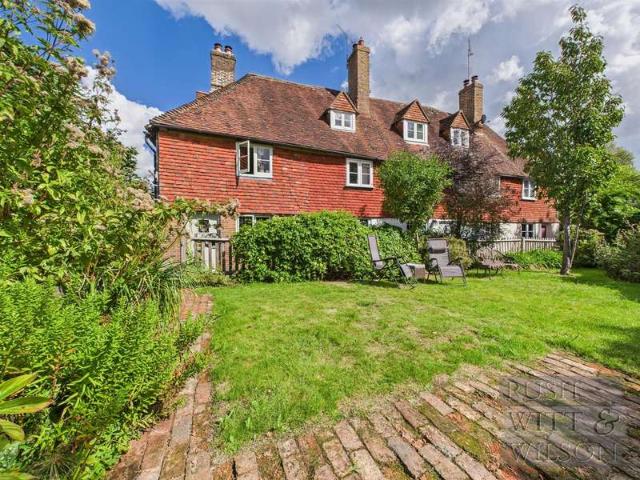 Cottage for sale in Salehurst and Robertsbridge, Heathlands