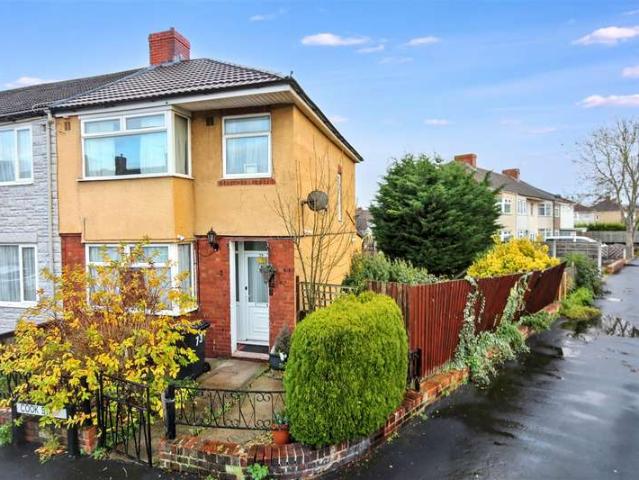 Cottage for sale in Feckenham, City Of Bristol