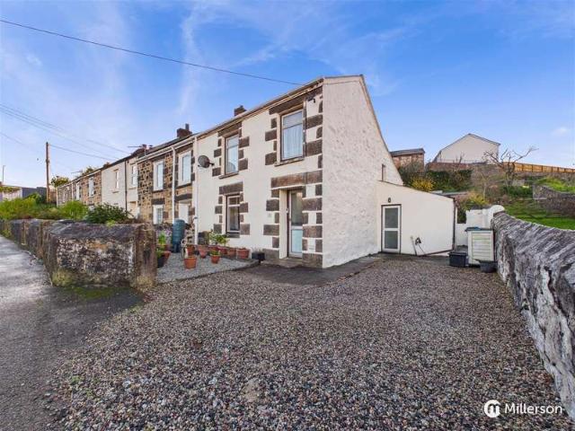 Cottage for sale in Roseworthy, Cornwall