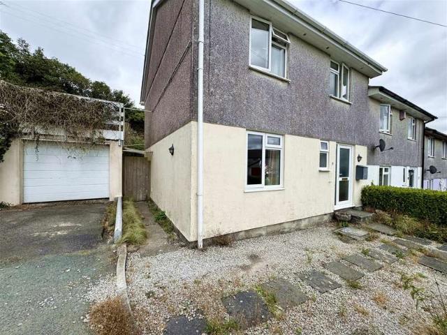 Cottage for sale in Hallaze, Scredda