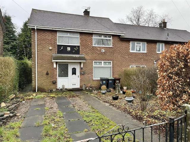 Cottage for sale in Charlesworth, East Midlands