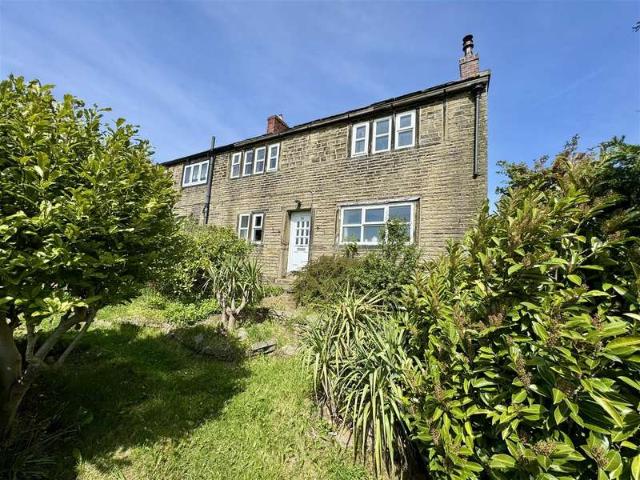 Cottage for sale in Kirkburton, West Yorkshire