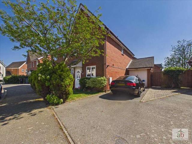 Cottage for sale in Eastbridge, Suffolk