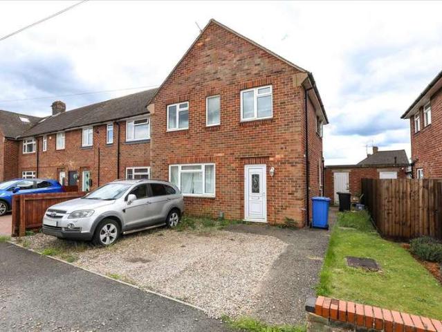 Cottage for sale in Burton Latimer