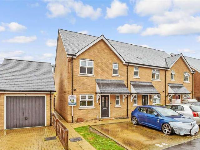 Cottage for sale in North Heath, Horsham