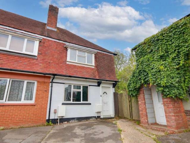 Cottage for sale in Weston Common, City Of Southampton