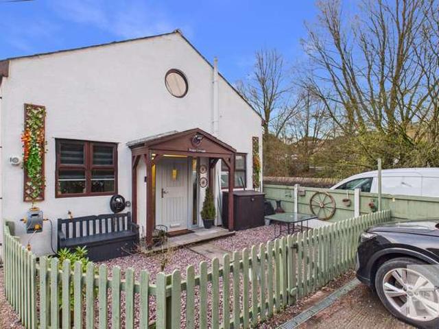Cottage for sale in Flax Moss, Irwell Vale