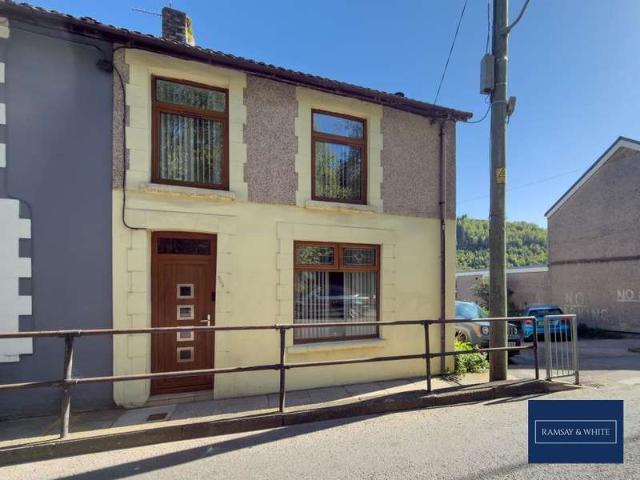Cottage for sale in Abercynon