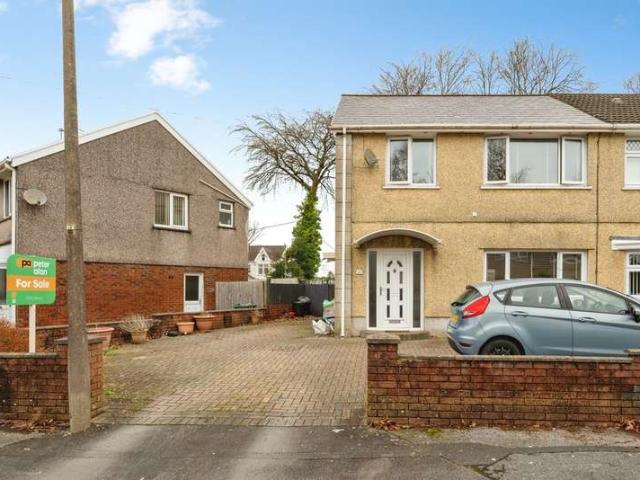 Farm for sale in Pontarddulais, Wales