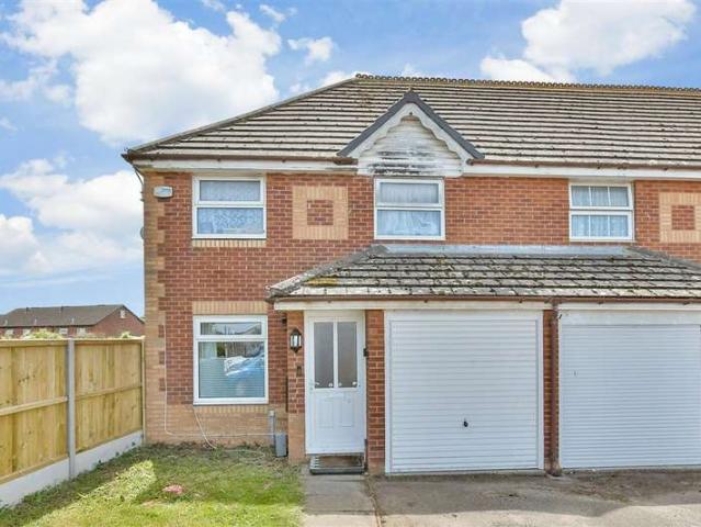 Cottage for sale in Oad Street, Kent