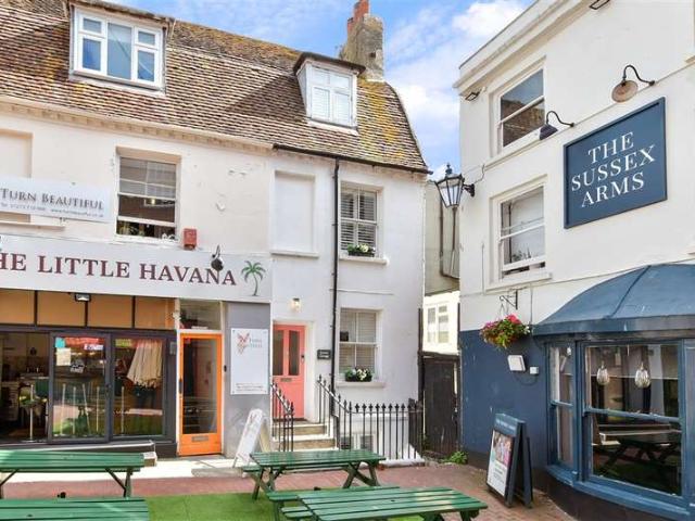 Cottage for sale in Queen's Park, Brighton & Hove