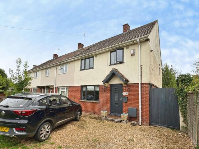 Cottage for sale in Siston, South Gloucestershire