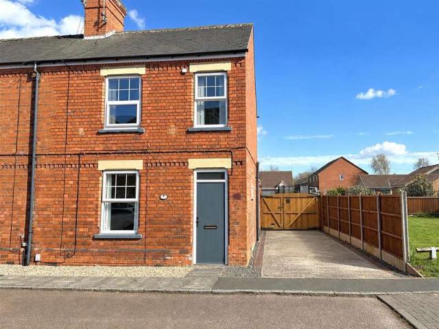 Cottage for sale in Alverton, East Midlands
