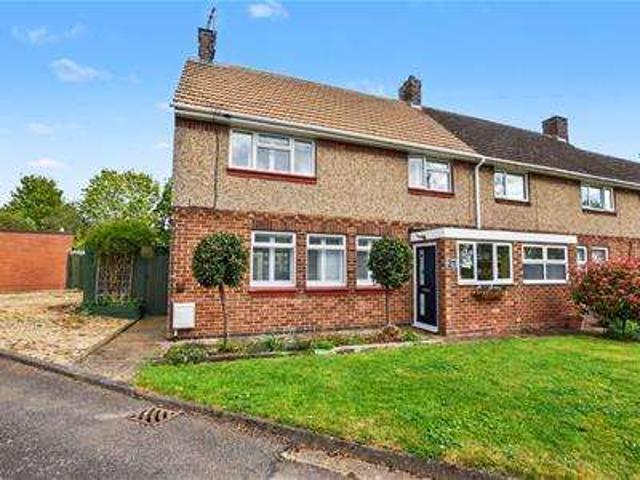 Cottage for sale in Wootton, Northamptonshire