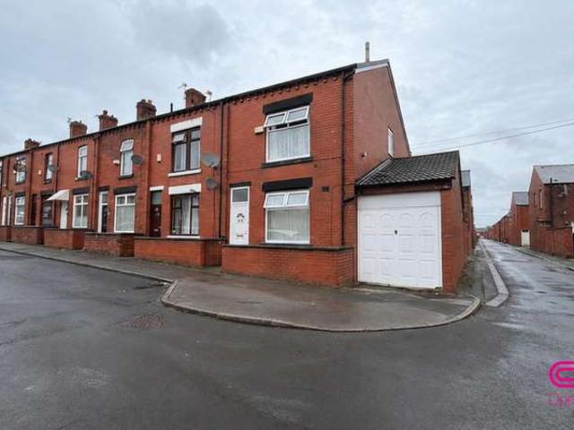 Cottage for sale in Lee Bank, Greater Manchester