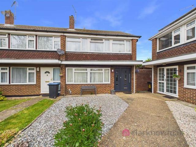 Cottage for sale in Harlow, Essex