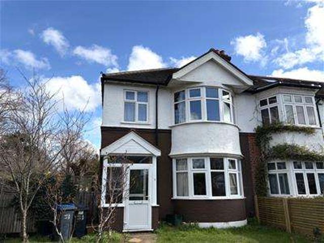 Cottage for sale in London Borough of Merton, Merton Park