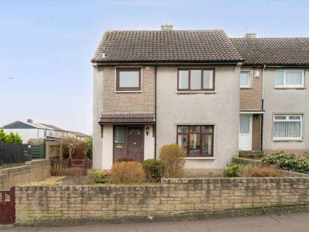 Cottage for sale in Peasehill, Scotland