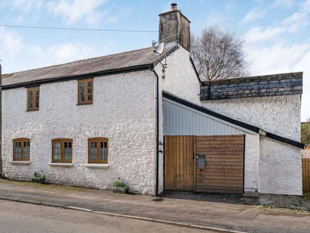 Cottage for sale in Strode, Devon