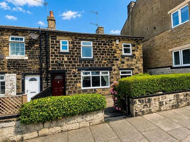 Cottage for sale in Greengates, West Yorkshire