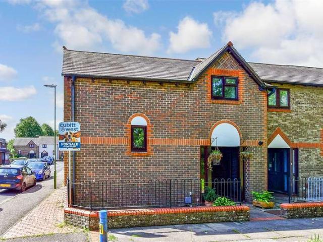 Cottage for sale in Chichester, Littlecote