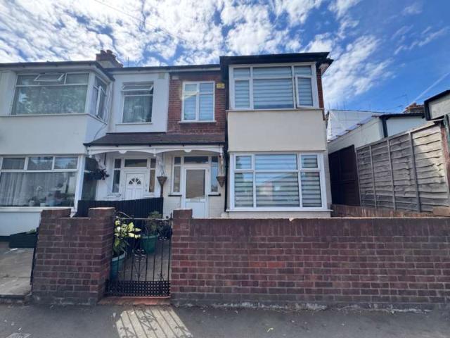 Farm for sale in Greater London