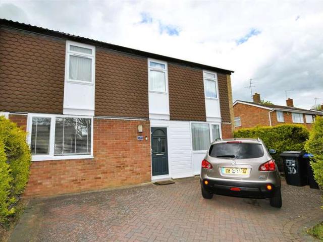 Cottage for sale in Northampton, Northamptonshire
