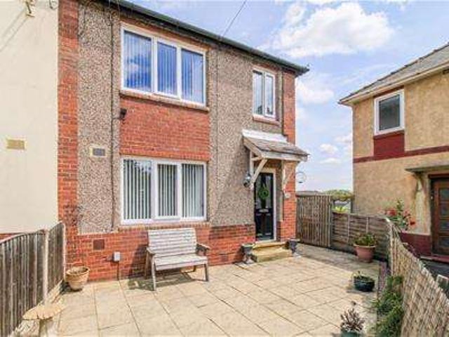 Cottage for sale in Horbury, West Yorkshire