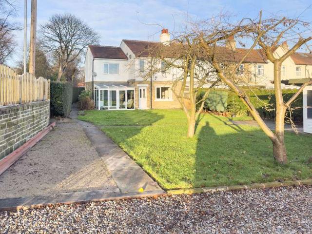 Terraced House for sale in Brighouse, Hove Edge