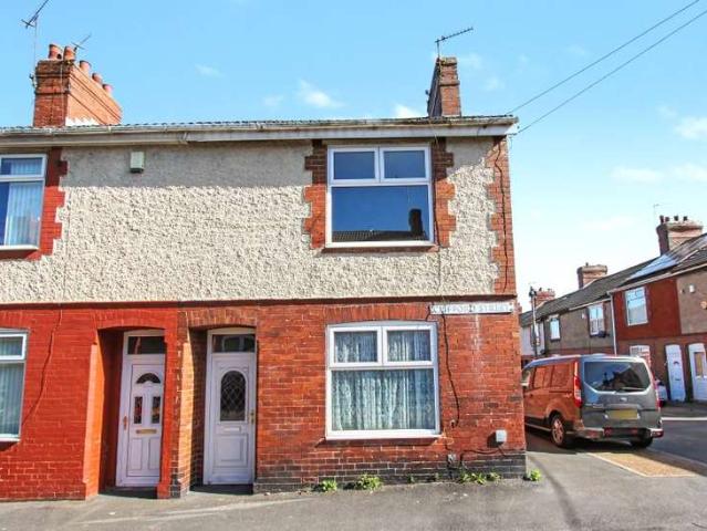 Cottage for sale in South Kirkby and Moorthorpe, West Yorkshire