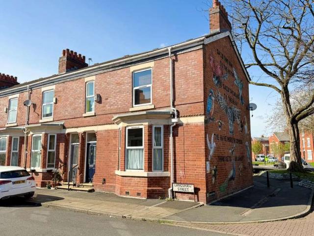Cottage for sale in Old Trafford, Trafford Park