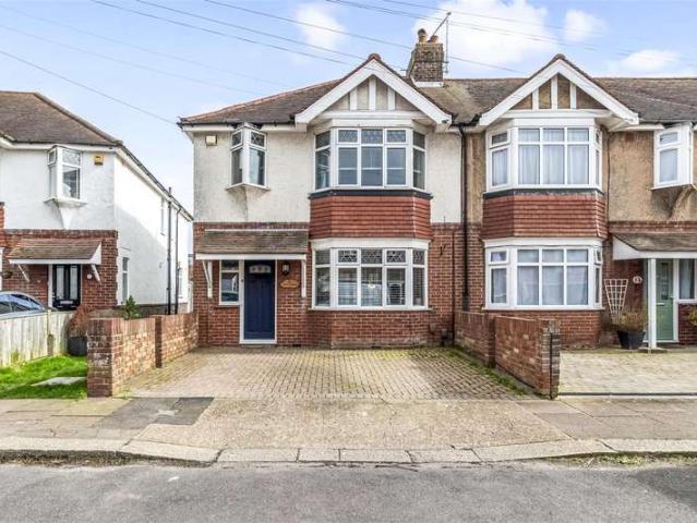 Cottage for sale in Worthing, West Sussex