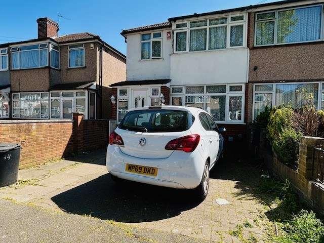Cottage for sale in Yeading, Greater London