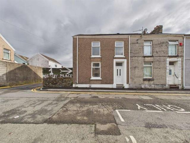 Cottage for sale in Wern, Llanelli