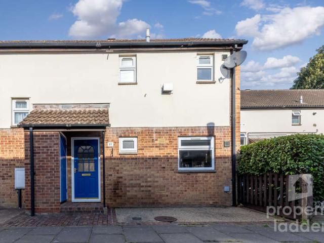 Cottage for sale in Mile Cross, East Bank