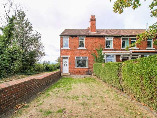 Cottage for sale in Sharlston Common, Wakefield