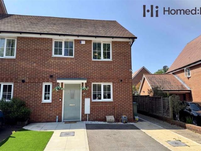 Cottage for sale in Horsham, West Sussex