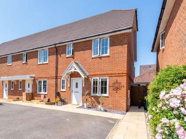 Cottage for sale in Bersted, Clapham