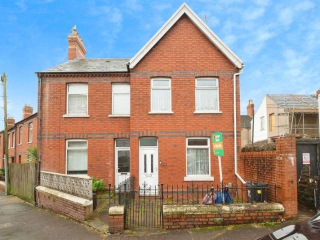 Cottage for sale in Falcon Lodge, Wales