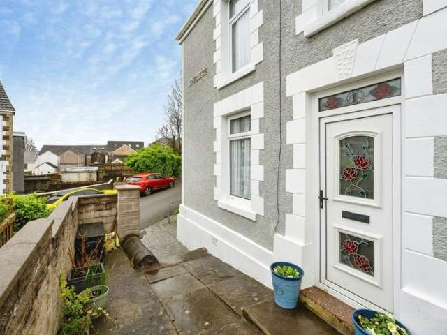 Cottage for sale in Nangreaves, Wales