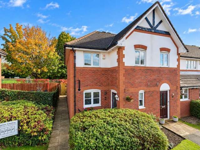 Cottage for sale in Arbury, Winwick