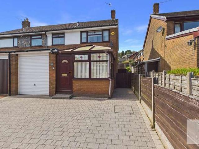 Cottage for sale in Nuttall, Bury