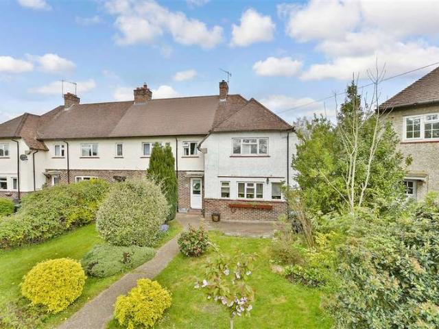 Cottage for sale in Oxted, Hillview