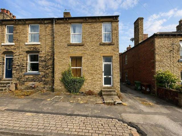 Cottage for sale in Ossett, West Yorkshire