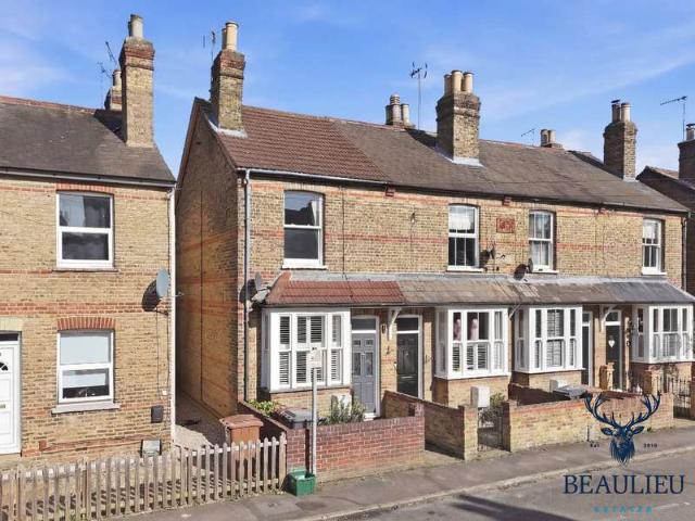 Cottage for sale in Moulsham, Chelmsford