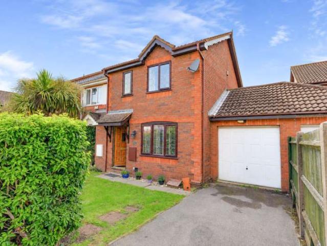 Cottage for sale in Woolston, City Of Southampton
