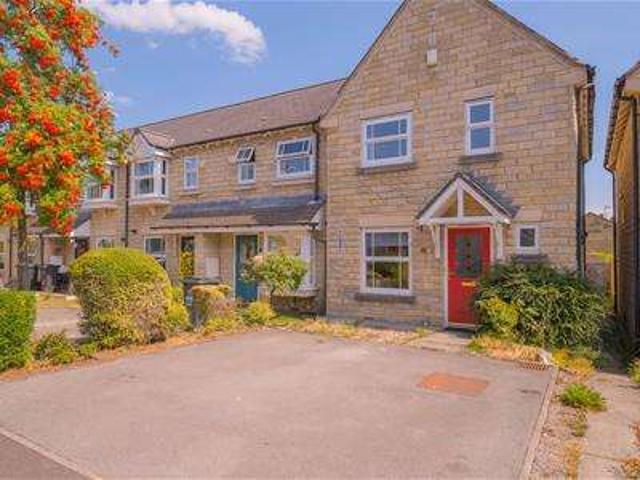 Cottage for sale in Savile Park, West Yorkshire