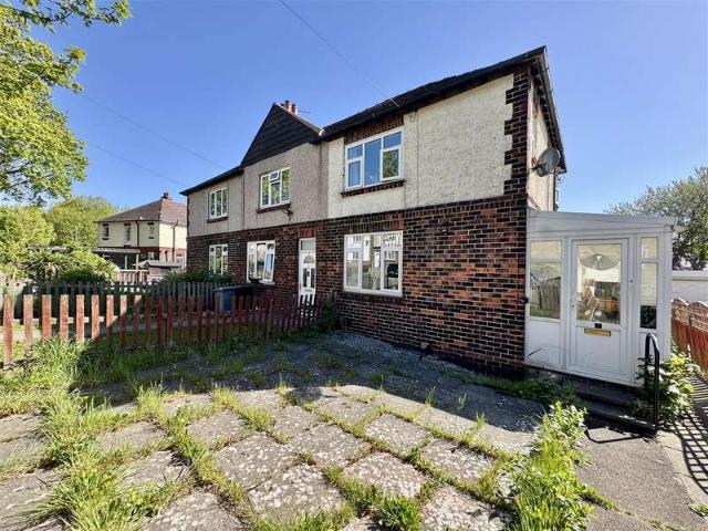 Cottage for sale in Huddersfield, West Yorkshire