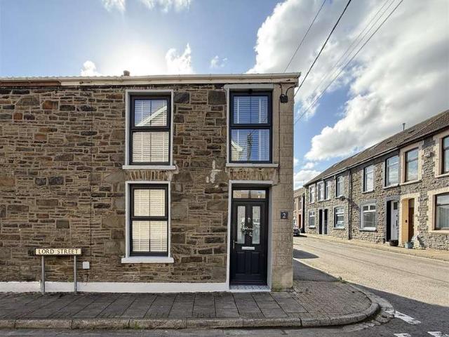 Cottage for sale in Aberaman North, Aberaman