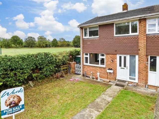 Cottage for sale in Aylesford, Tonbridge and Malling